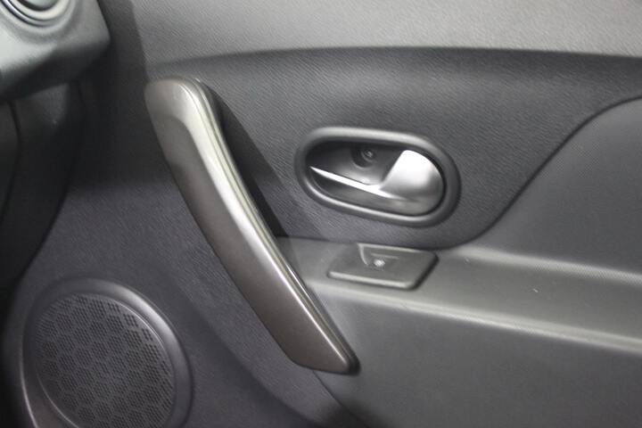 Inside Sandero Diesel  Blanco Glaciar