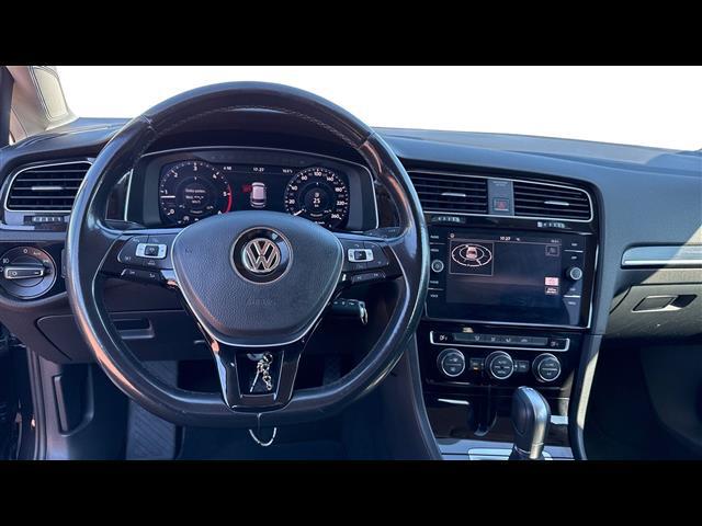 VOLKSWAGEN Golf VII 2017 5p 00887545_VO38013477