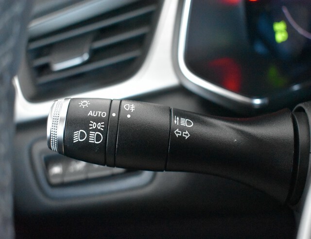 Inside Captur Híbrido Enchufable  Blanco Nacarado con 