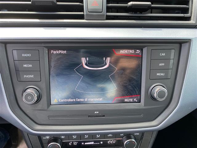 SEAT Arona 2017 02641145_VO38043366