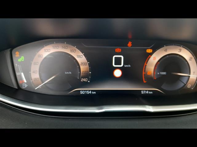 PEUGEOT 3008 00024349_VO38013404