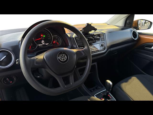 VOLKSWAGEN up  5p 2017 00887810_VO38013477