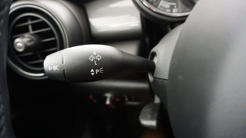Inside  F56 Diesel  Negro