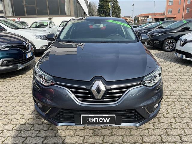RENAULT Megane 00394813_VO38023217
