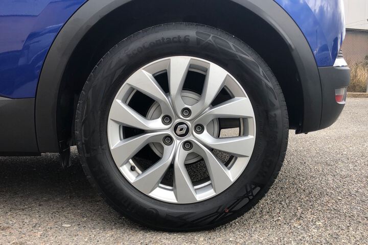 Outside Captur  Azul Rayo con techo 