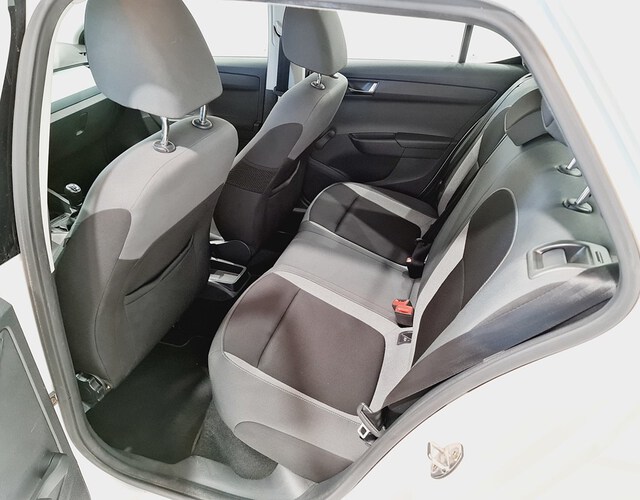 Inside Fabia  Blanco Candy