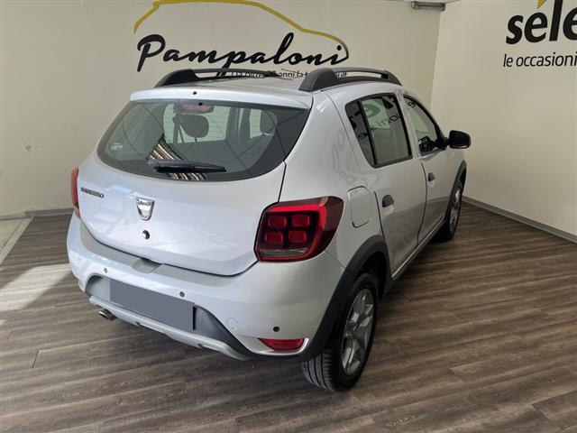 DACIA Sandero Stepway 03261292_VO38043894