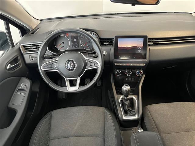 RENAULT Clio 03307059_VO38043894