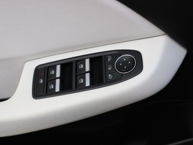 Exterieur Clio E-Tech  grijs
