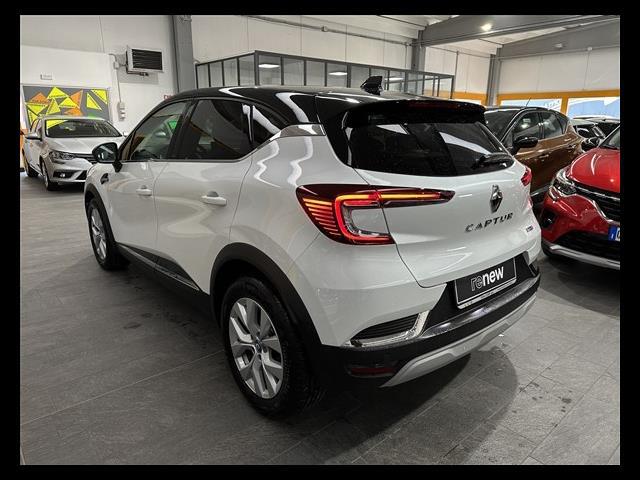 RENAULT Captur 00080606_VO38023184