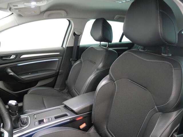 Inside Mégane Sport Tourer Diesel  GRIS
