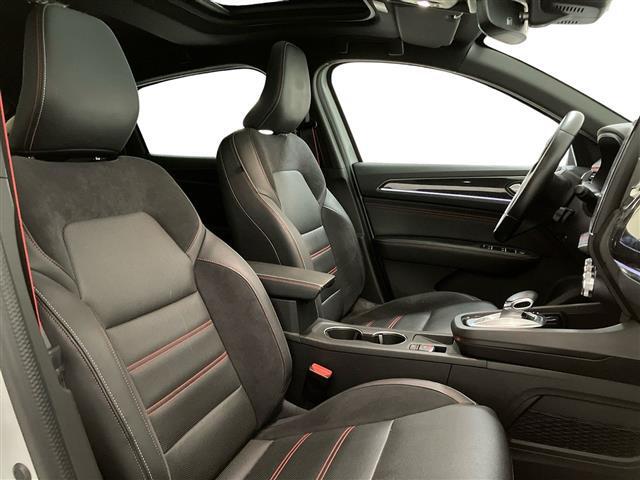 RENAULT Arkana 00984468_VO38023207
