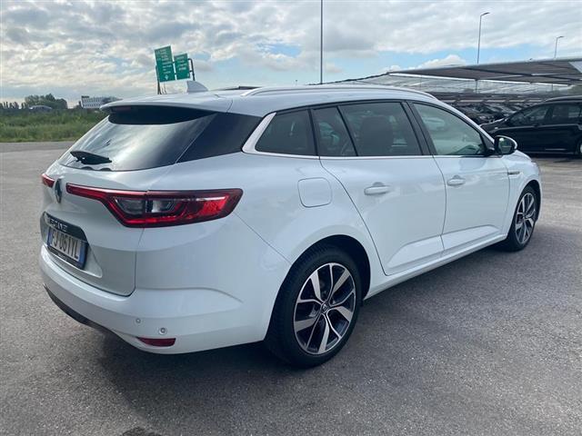 RENAULT Megane 01152191_VO38013322