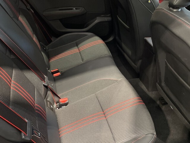 Inside Clio  Gris Titanium
