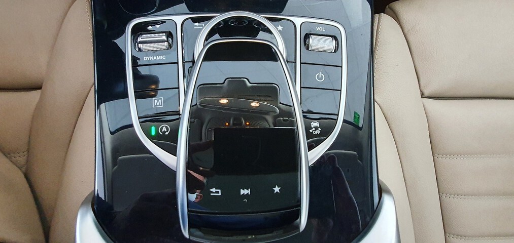 Inside Clase GLC X253 Diesel  Negro Obsidiana