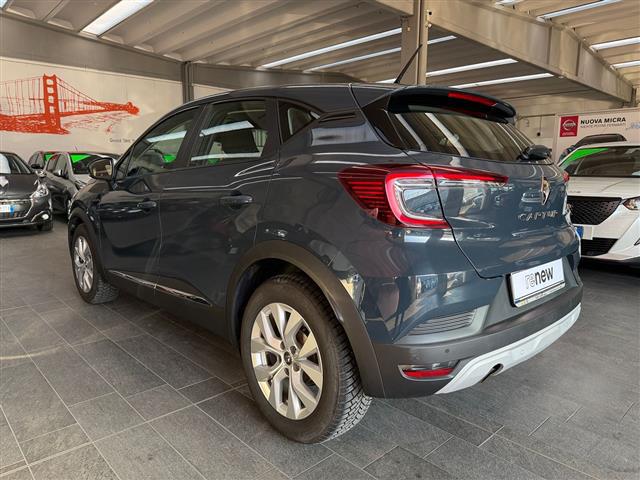 RENAULT Captur 00015358_VO38023184
