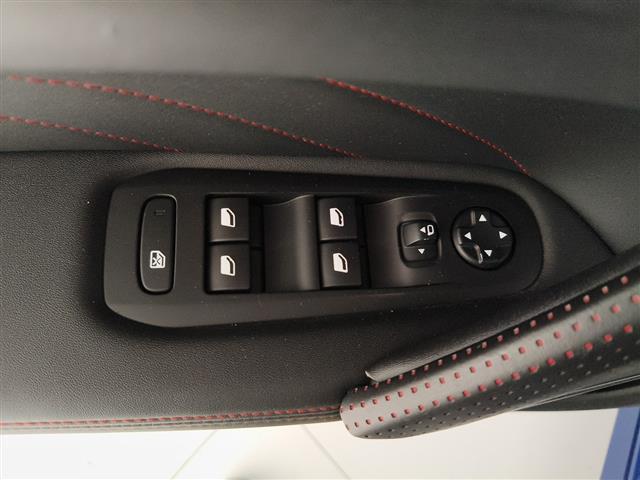 PEUGEOT 308 II 2018 00189514_VO38023507