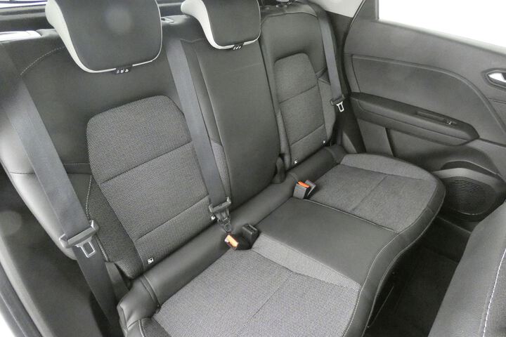 Inside Captur Híbrido  Blanco Nacarado con 