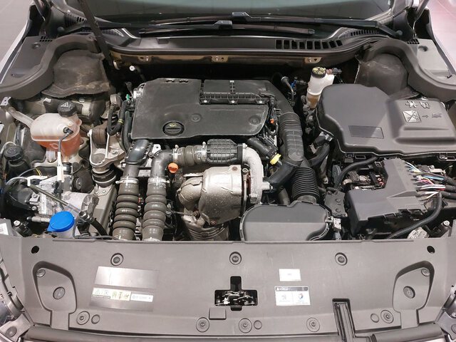 Inside 508 Diesel  Gris