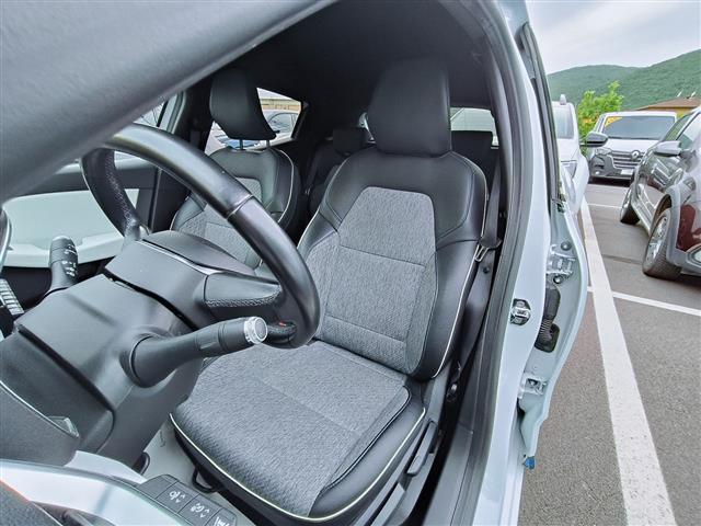 RENAULT Clio 00012973_VO38013022