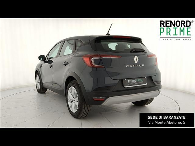 RENAULT Captur 00973840_VO38023732