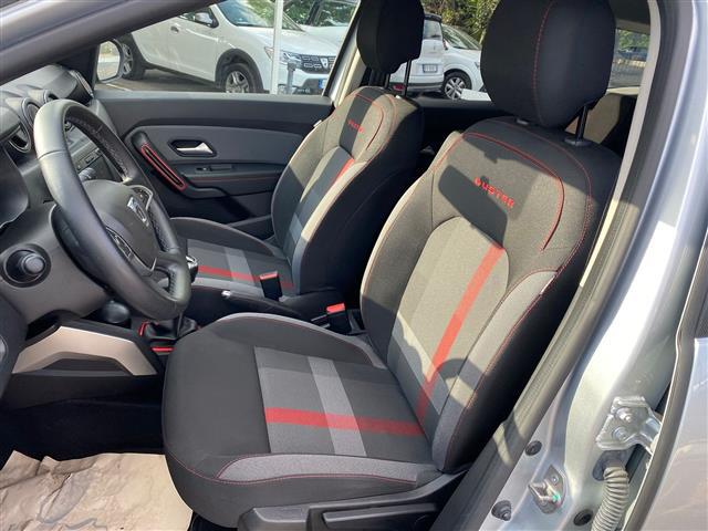 DACIA Duster 02640886_VO38043366