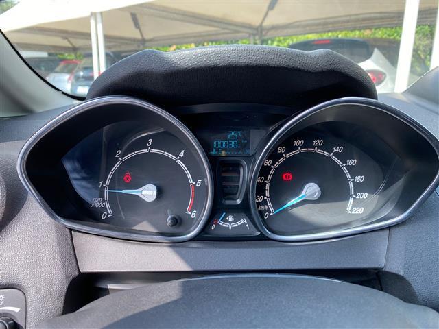 FORD Fiesta 02640814_VO38043366
