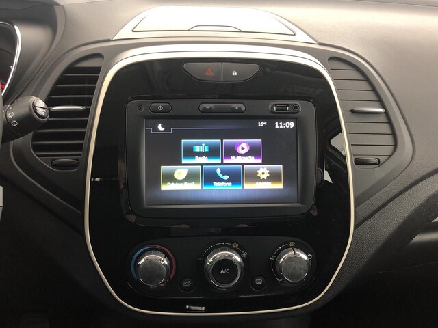 Inside Captur  Marfil Delhi
