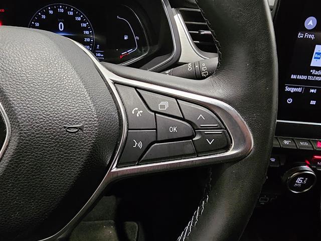 RENAULT Captur 02416116_VO38013170