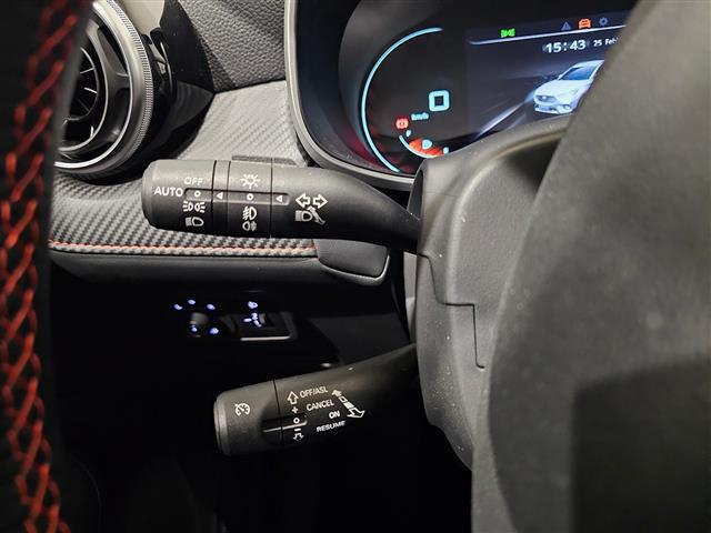 MG ZS 2021 02416232_VO38013170
