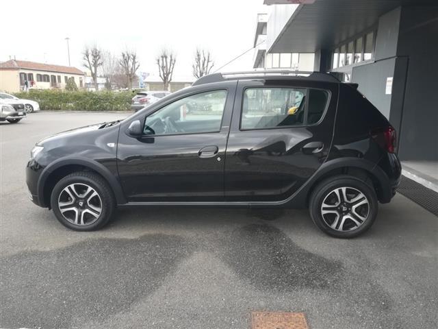 Esterni Sandero  Stepway Metallizzata Nero