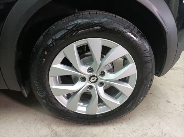 Outside Captur  NEGRO