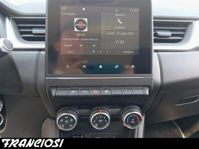 RENAULT Captur 00023612_VO38013018