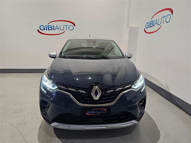 RENAULT Captur 02416096_VO38013170