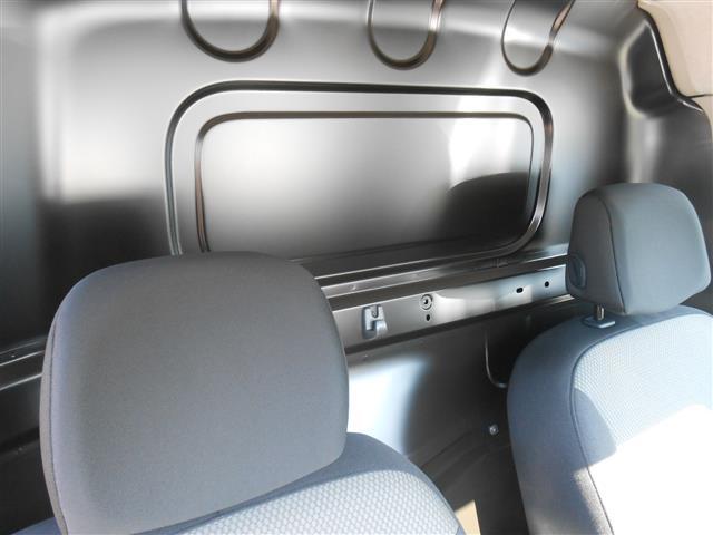 RENAULT Kangoo Z.E. 2017  13 00042990_VO38013018