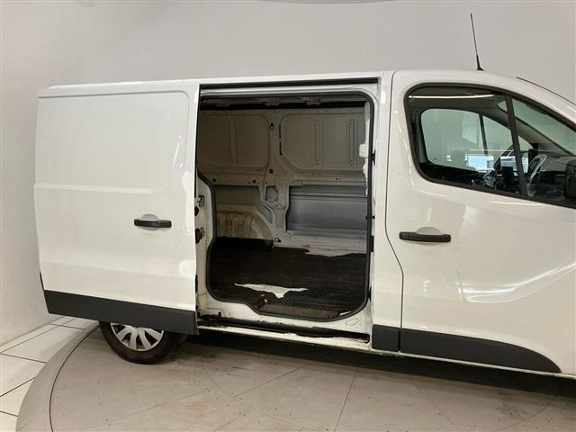 RENAULT Trafic 27 2019 00984766_VO38023207
