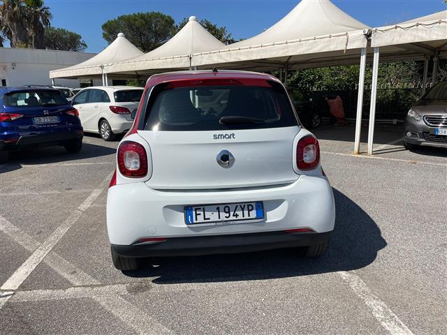 SMART Forfour 02641044_VO38043366
