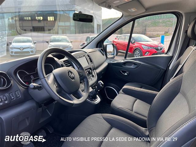 RENAULT Trafic Passenger 29 2019 01094366_VO38013498