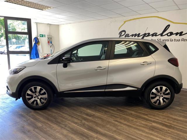 RENAULT Captur I 2017 03205088_VO38043894