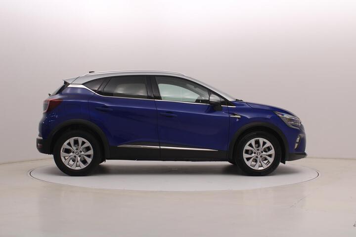 Outside Captur  Azul