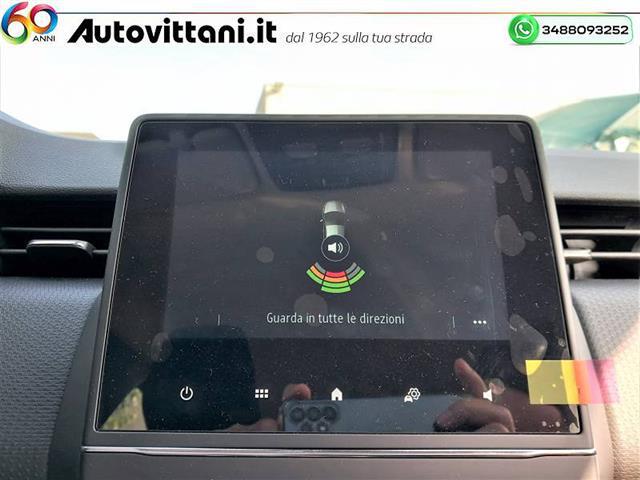 RENAULT Clio 00968039_VO38023207