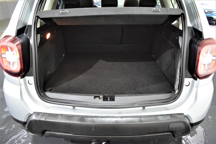 Interior DUSTER  ARGINT