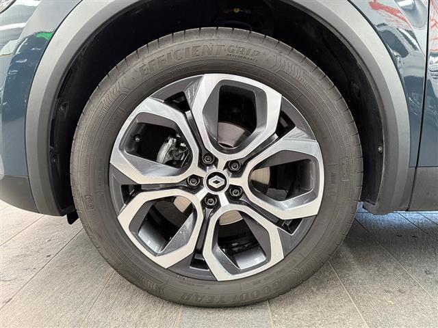 RENAULT Captur 00016060_VO38023184