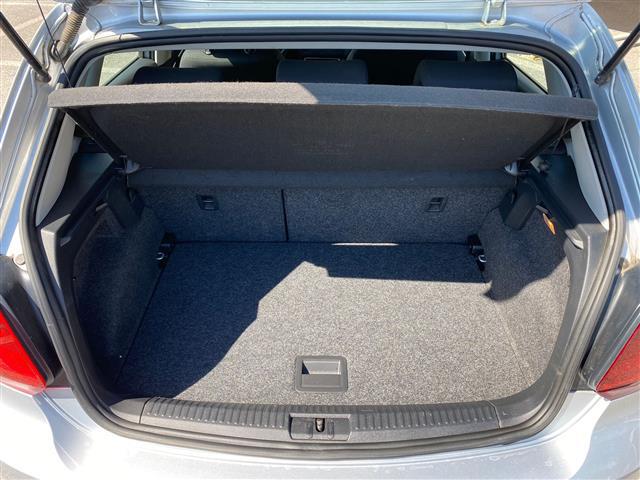 VOLKSWAGEN Polo V 2014 02640086_VO38043366