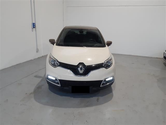 RENAULT Captur I 2013 02397950_VO38013041