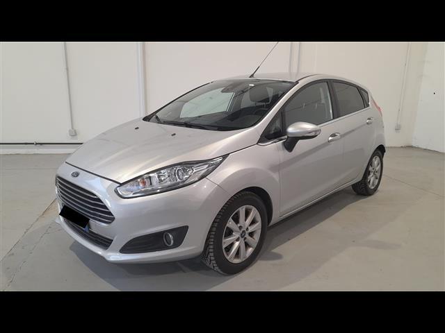 FORD Fiesta 02490623_VO38013041