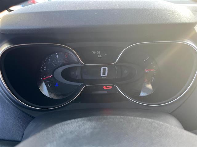RENAULT Captur I 2017 02641655_VO38043366