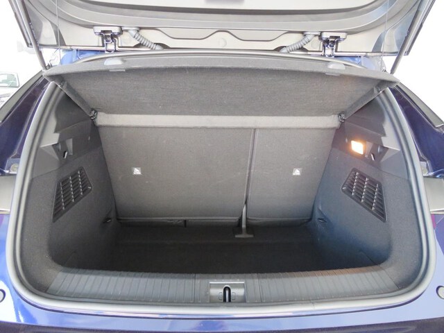 Inside  MEGANE E-TECH 100% ELÉCTRICO  carrocería azul noc