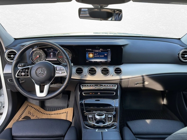 Außenausstattung E 200 Weiß weiss