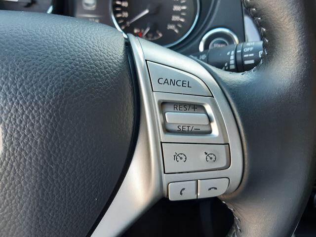 Inside Qashqai Diesel  Negro